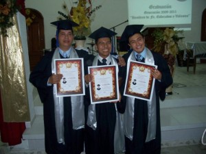 Luz de Las Naciones Graduates January 2012