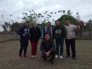 These are the five students of the Training Center, Casa del Obrero, working in the Pame mission outreach.